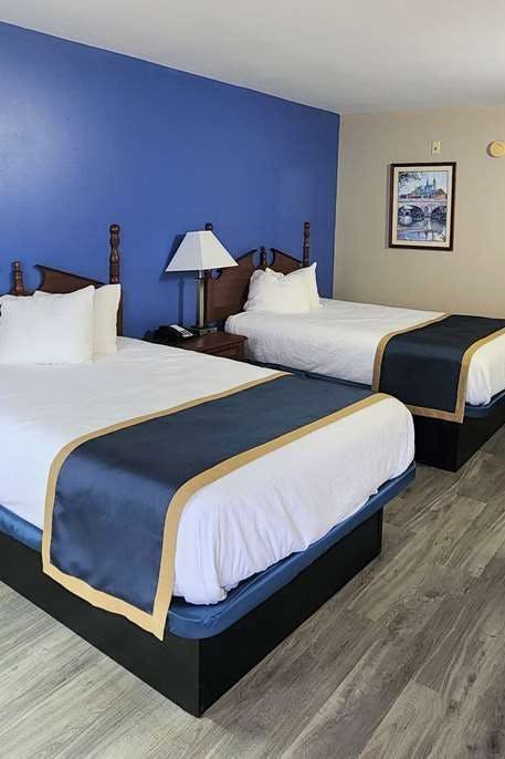 Hotel Baymont by Wyndham Eufaula photo 2