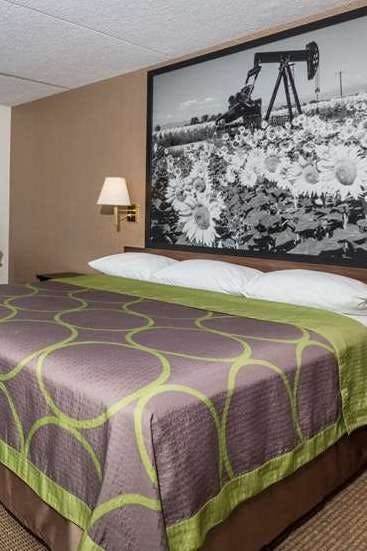 Hotel Super 8 Edson photo 1