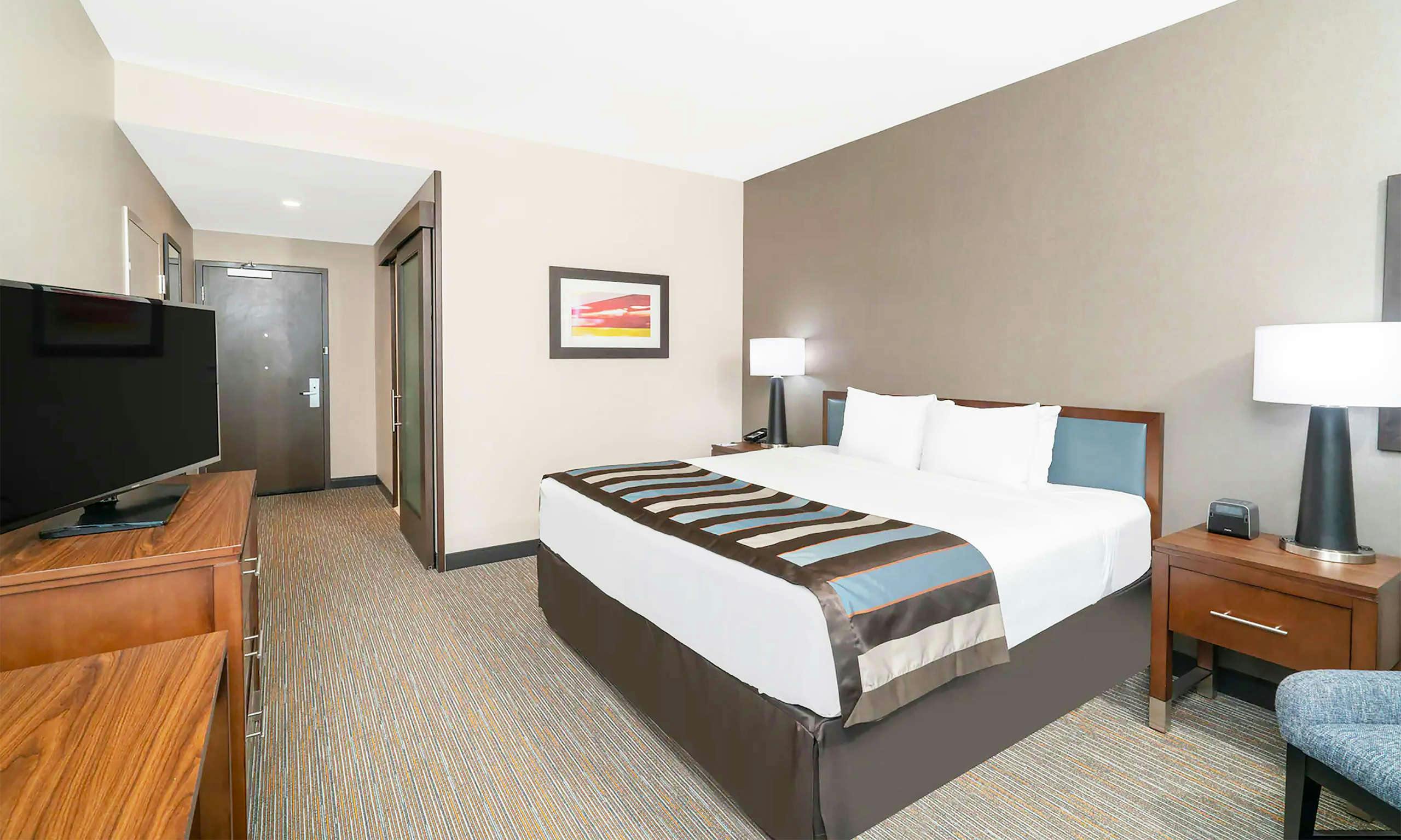 Hampton Inn Nashville Airport Century Place