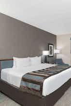 Hotel Hampton Inn Nashville Airport Century Place photo 3