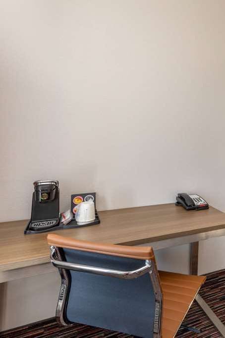 Hotel La Quinta Inn & Suites by Wyndham Wichita Falls - MSU Area photo 4