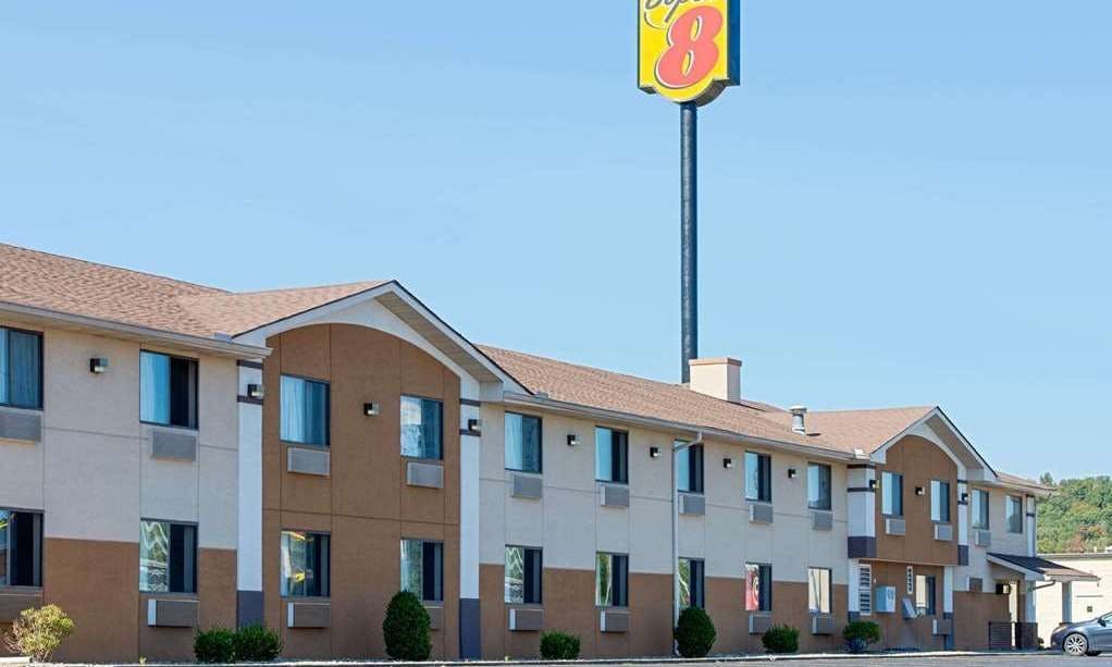 Super 8 by Wyndham Ripley