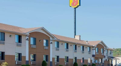 Super 8 by Wyndham Ripley