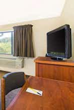 Hotel Super 8 by Wyndham Ripley photo 3