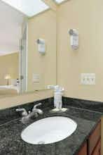 Hotel Baymont IS Thomasville photo 4