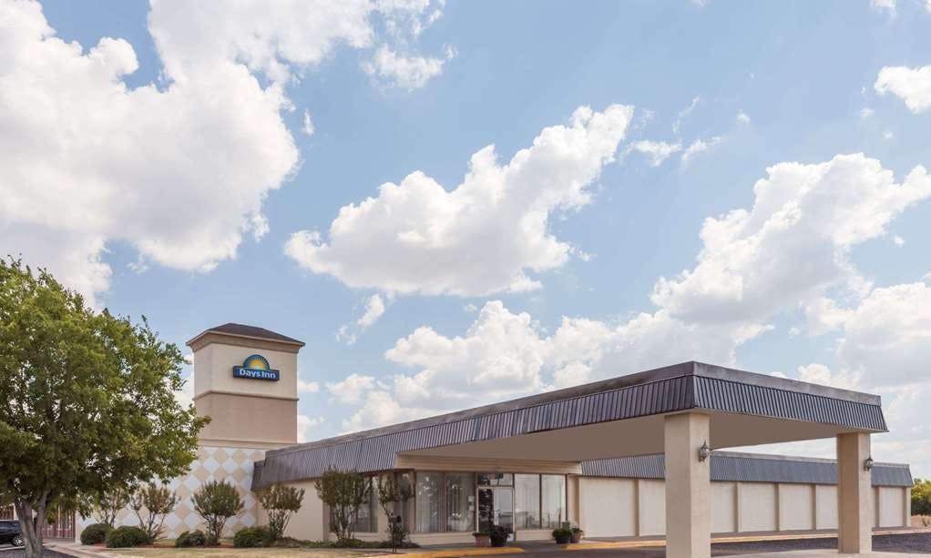 Days Inn by Wyndham Hillsboro TX