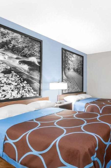 Hotel Super 8 Oneonta/Cooperstown photo 2