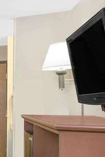 Hotel Baymont by Wyndham Boone photo 4