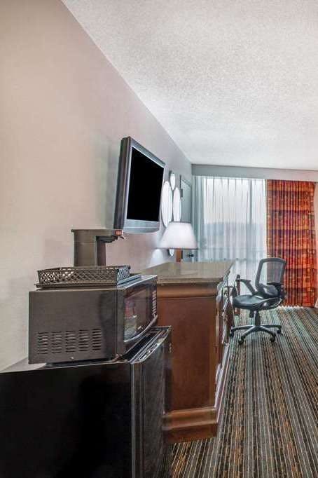 Hotel Howard Johnson by Wyndham Lexington photo 4