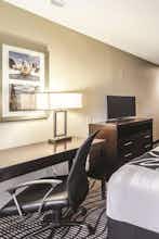 Hotel La Quinta Inn Suites Collins photo 3