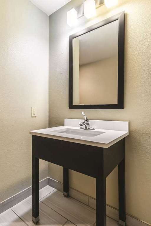 Hotel La Quinta Inn Suites Collins photo 4