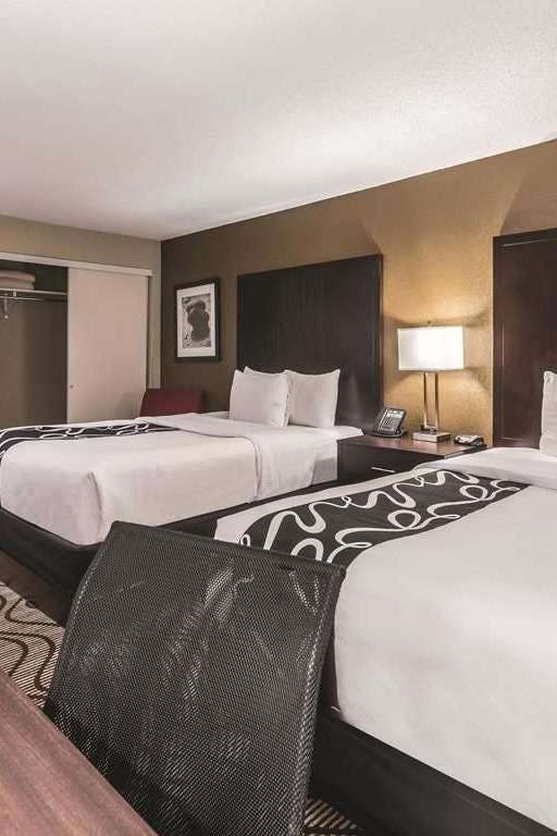 Hotel La Quinta Inn Suites Collins photo 2