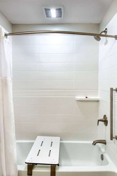 Hotel Microtel Inn & Suites by Wyndham Farmington photo 4