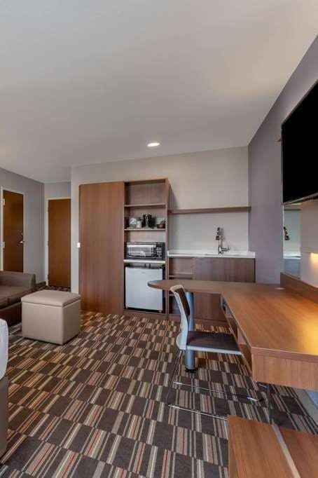 Hotel Microtel Inn & Suites by Wyndham Niagara Falls photo 2