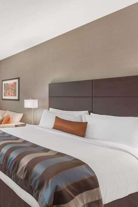 Hotel Wingate by Wyndham Hurricane/Zion National Park photo 1