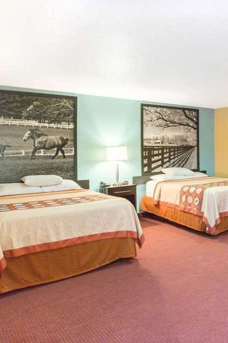 Hotel Super 8 by Wyndham Richmond photo 3