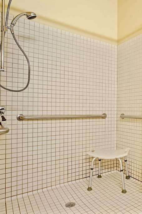 Hotel Baymont by Wyndham Wahpeton photo 4