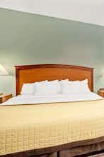 Hotel Baymont IS Wahpeton photo 1