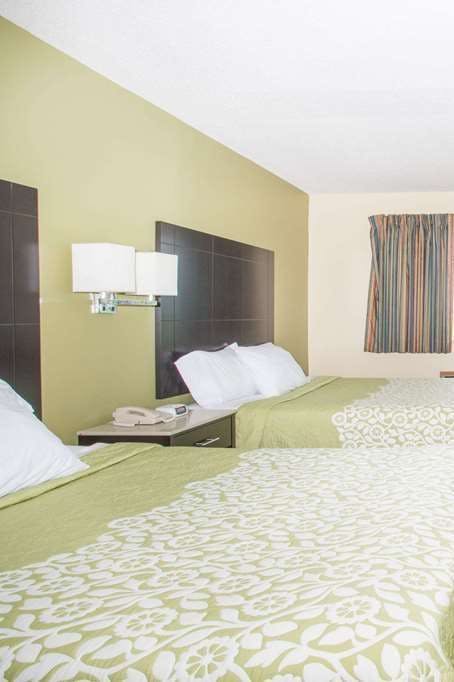 Hotel Days Inn Lexington NE photo 2