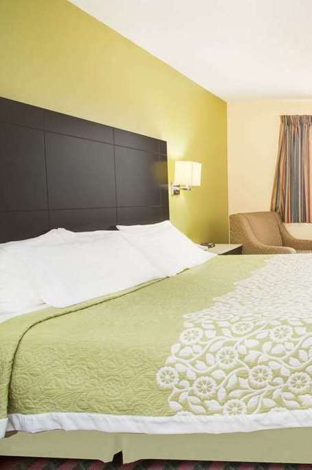 Hotel Days Inn Lexington NE photo 1