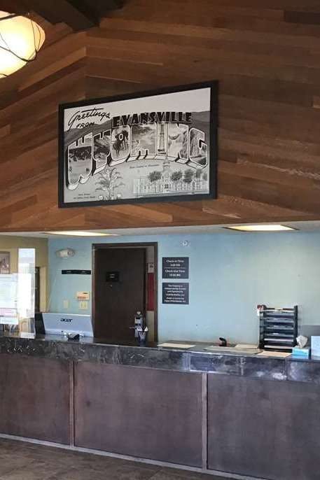 Hotel Super 8 by Wyndham Casper East/Evansville photo 4