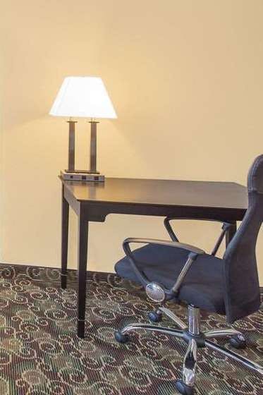 Hotel Baymont Holland photo 3