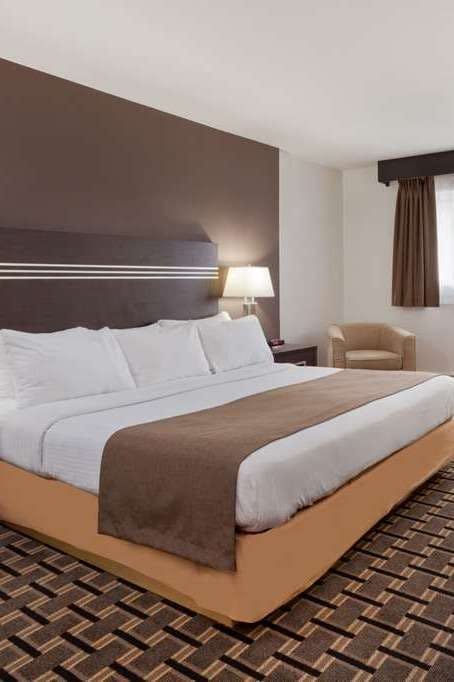 Hotel Super 8 Valemount photo 1