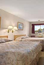 Hotel Travelodge Wyndham Salmon Arm photo 3