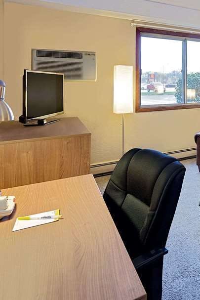 Hotel Days Inn by Wyndham Winona photo 3