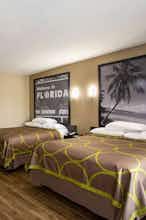Hotel Super 8 by Wyndham Pensacola NAS Area photo 2