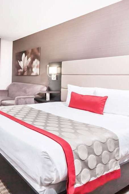 Hotel Ramada Ottawa On The Rideau photo 1