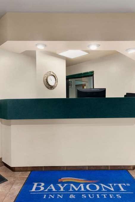 Hotel Baymont by Wyndham Sioux Falls North/I-29/Russell St photo 4