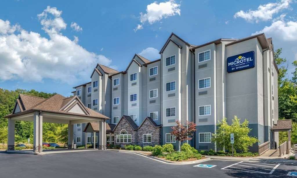 Microtel Inn & Suites by Wyndham Sylva Dillsboro Area