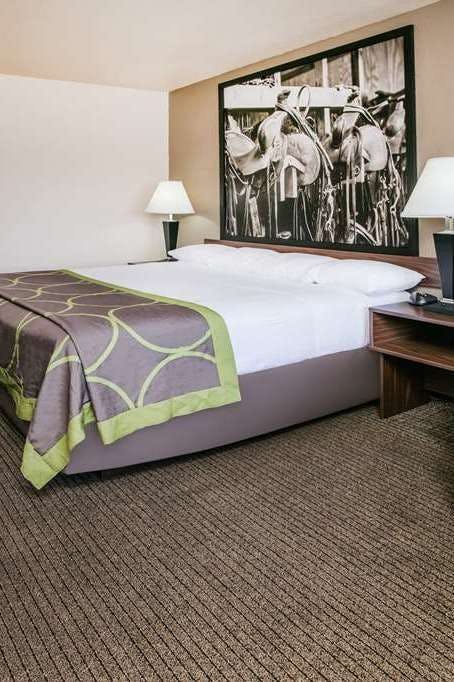 Hotel Super 8 by Wyndham Oklahoma Airport Fairgrounds West photo 1