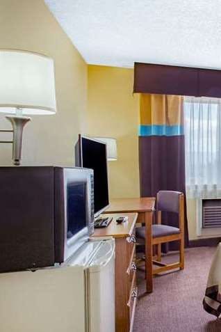 Hotel Days Inn by Wyndham St. George photo 3