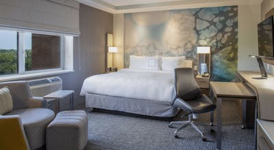 Courtyard by Marriott New York Queens/Fresh Meadows