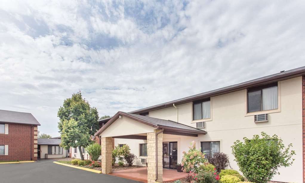 Baymont by Wyndham Dubuque