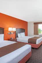 Hotel AmericInn by Wyndham St. Cloud MN I-94 photo 2