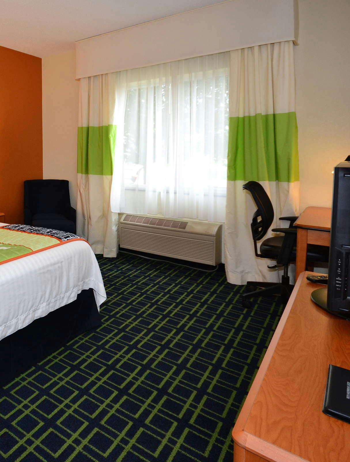 Hotel Fairfield Inn and Suites Jefferson City photo 2