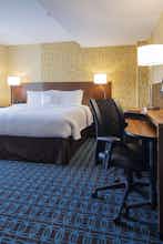 Hotel Fairfield Inn & Suites by Marriott New York Queens/Fresh Meadows photo 1