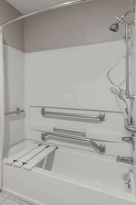 Hotel Super 8 by Wyndham La Grange KY photo 4