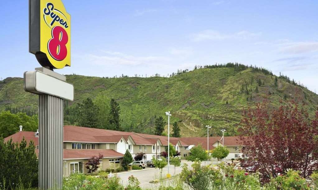 Super 8 by Wyndham West Kelowna BC