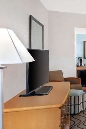 Hotel La Quinta Inn by Wyndham Cocoa Beach-Port Canaveral photo 4