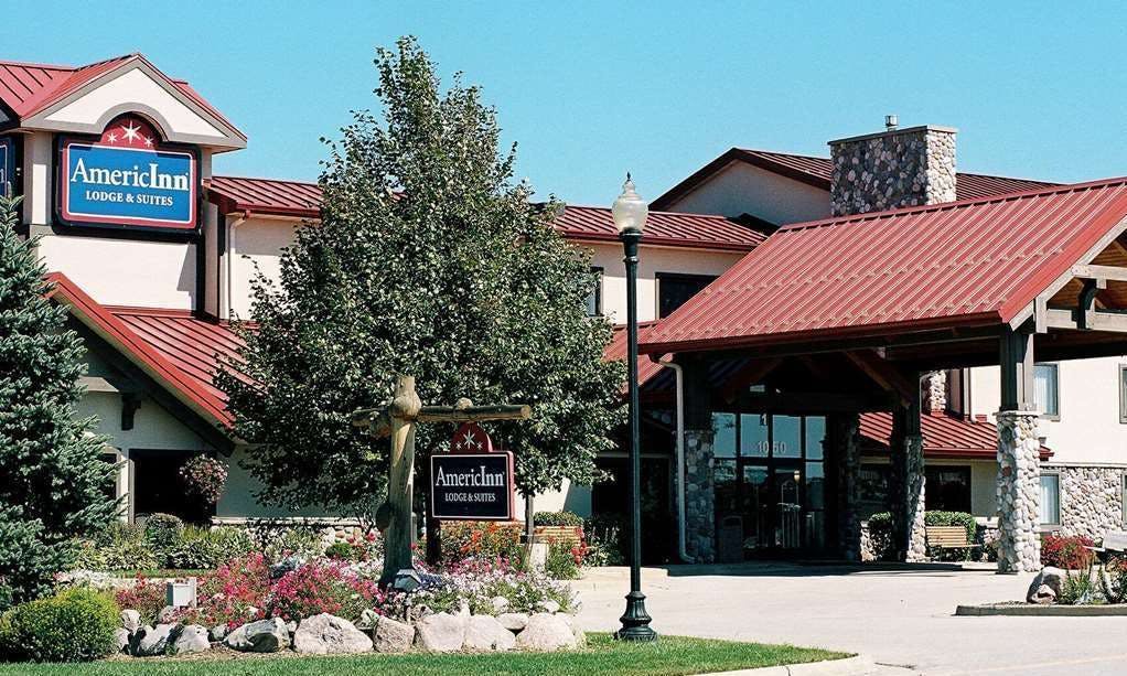 AmericInn Oswego