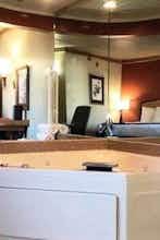 Hotel AmericInn Oswego photo 5
