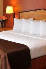 Hotel AmericInn Oswego photo 1