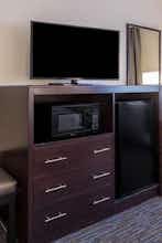 Hotel Wingate by Wyndham Gurnee photo 3