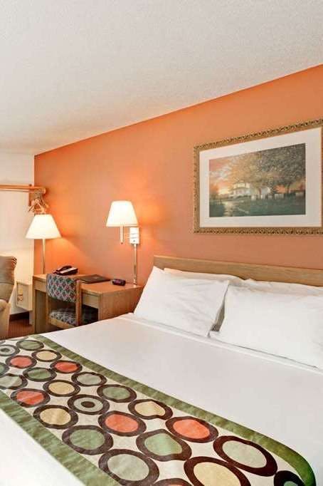 Hotel Super 8 by Wyndham Aberdeen East photo 1