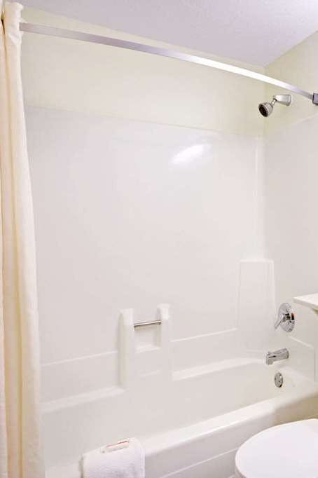 Hotel Super 8 by Wyndham Aberdeen East photo 4