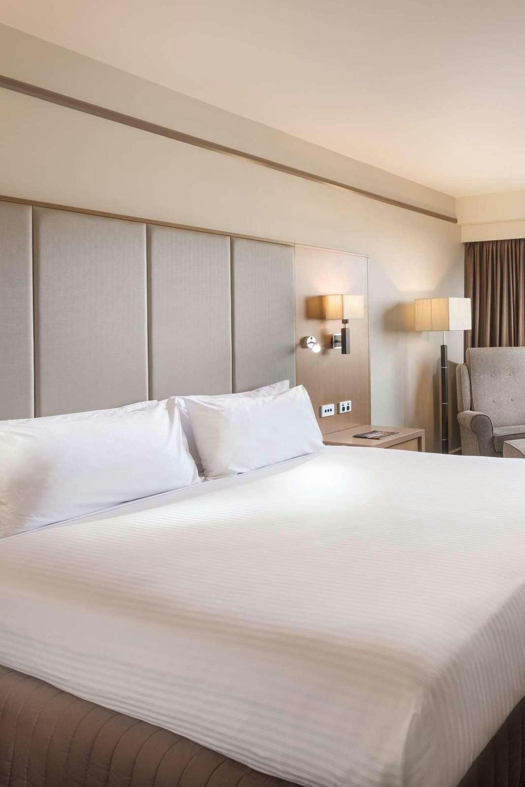 Hotel Stamford Plaza Adelaide photo 1